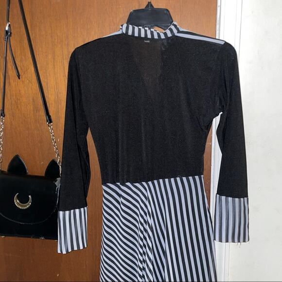 Goth Wednesday stripe maxi black - Picture 3 of 8